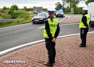 Policjanci ruchu drogowego zabezpieczający wizytę Prezydenta Rzeczpospolitej Polskiej